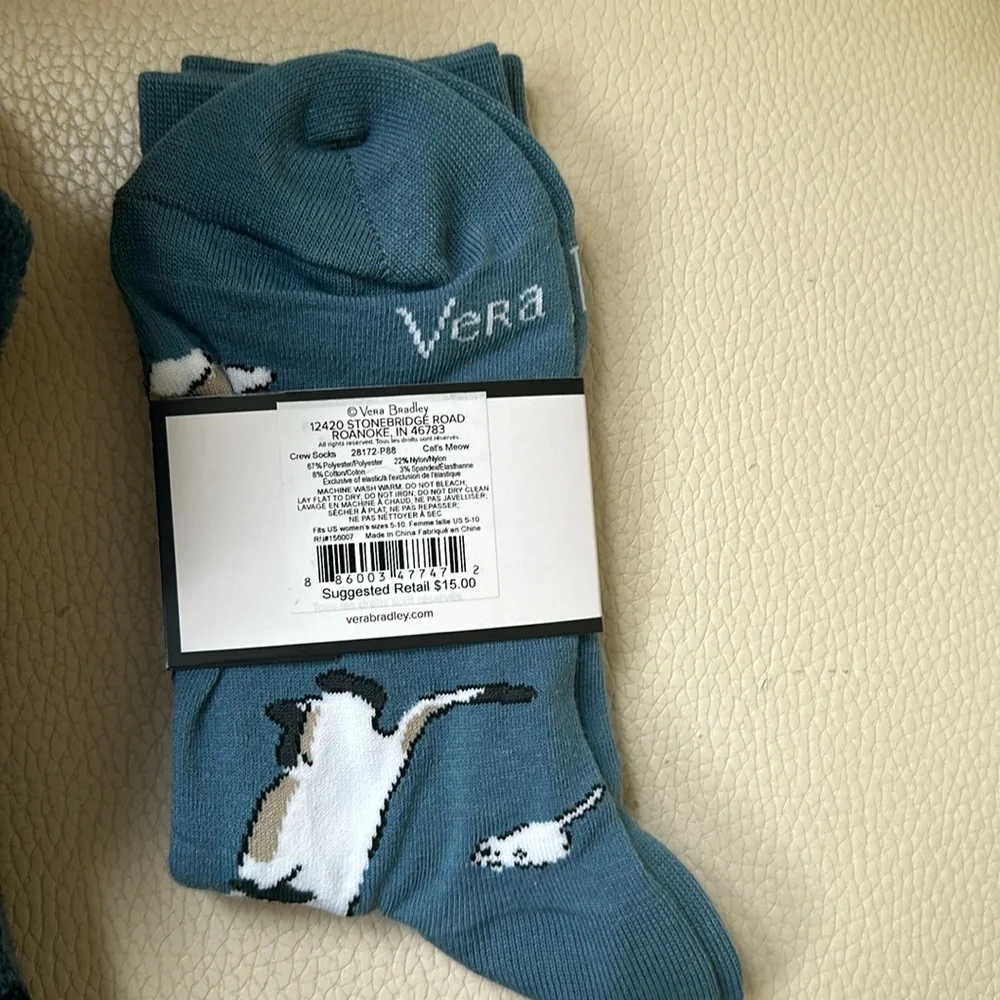LAST SET!! Vera Bradley NWT Cat’s Meow Print Plush Throw & Matching Socks 🐈‍⬛🩵🐈